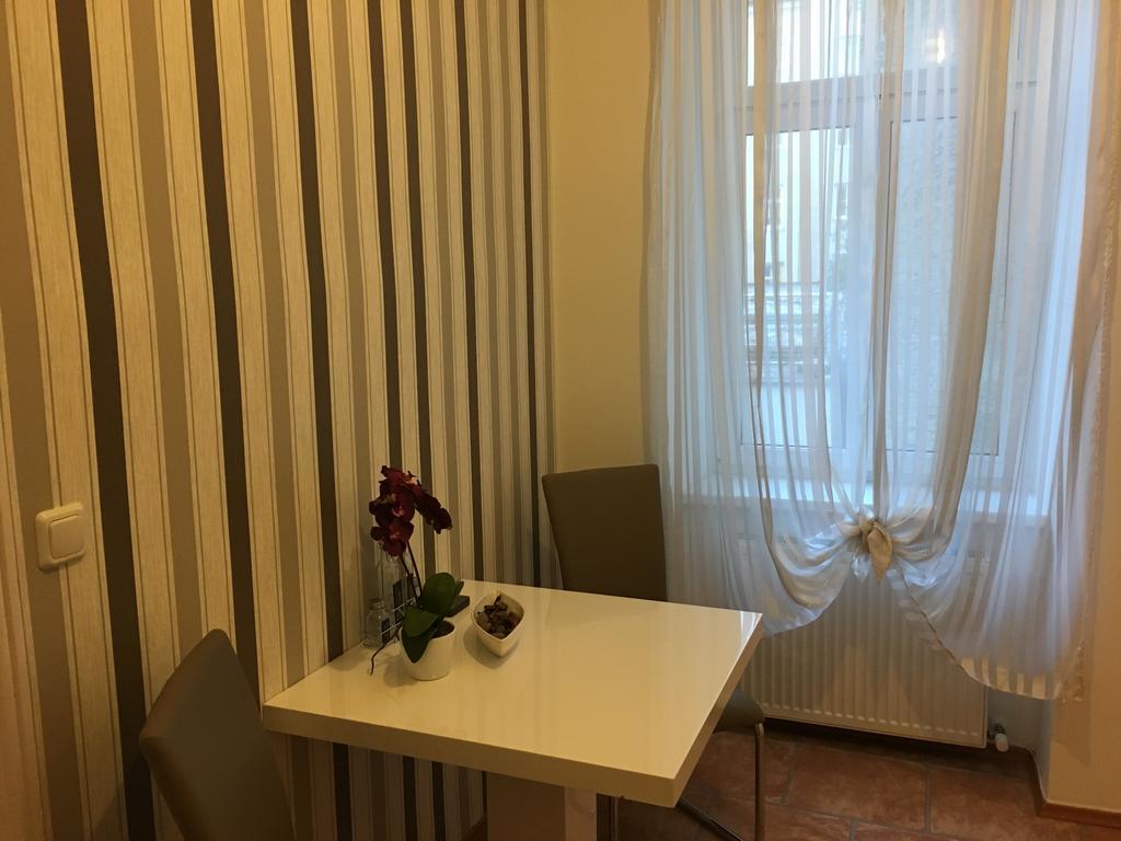 Holiday Vienna Apartments Екстер'єр фото