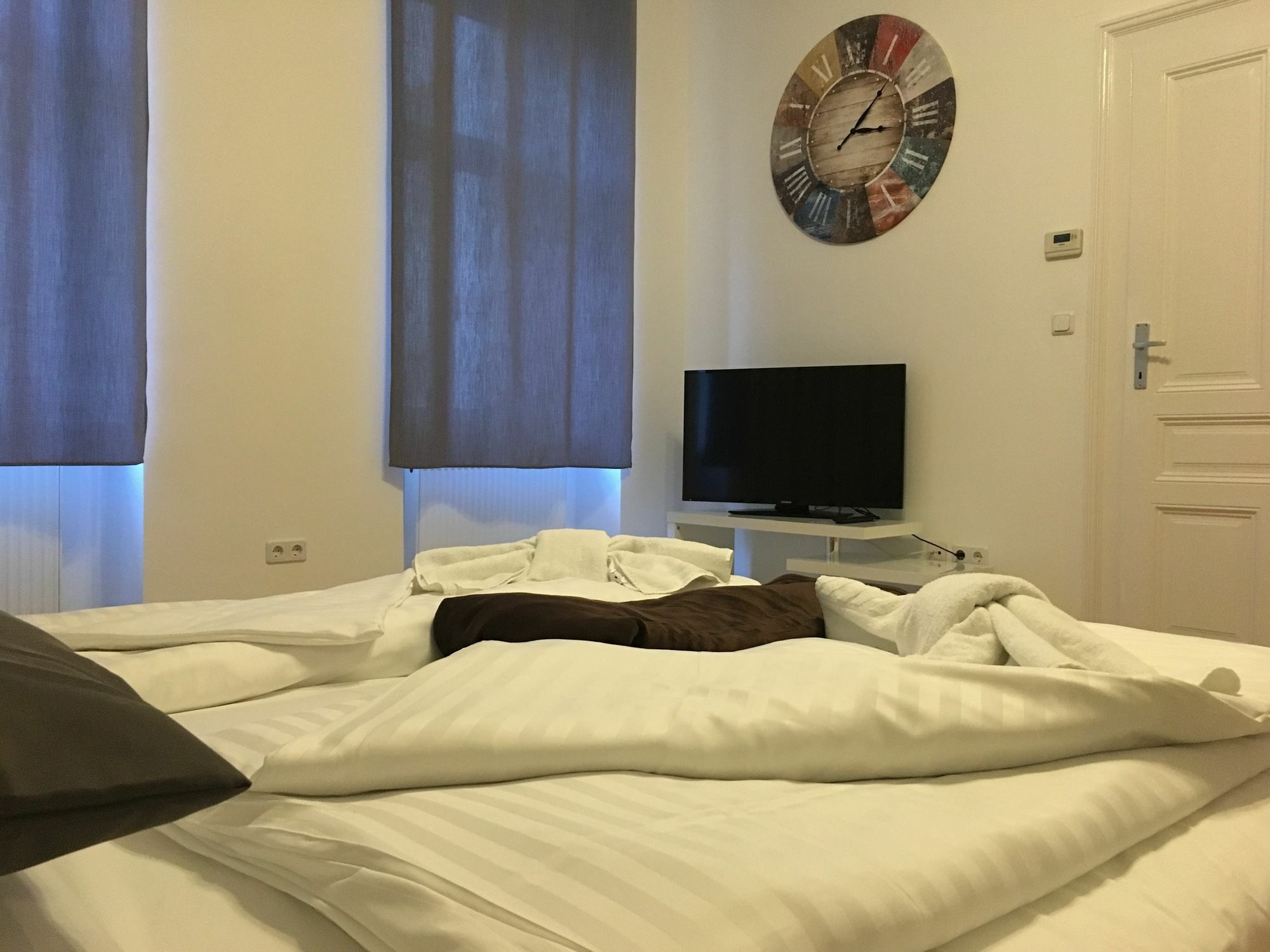 Holiday Vienna Apartments Екстер'єр фото